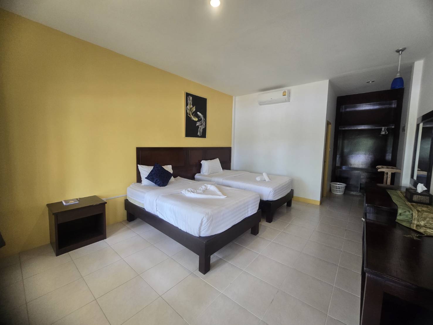 A real twin guest room at Sam Roi Yot Wellness Home